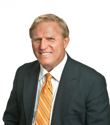 Portrait of Frank Malowany, REALTOR®, Broker Associate.